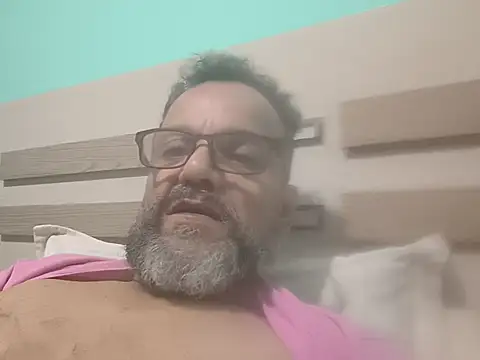 GiganticDot71 Live XXX Chat