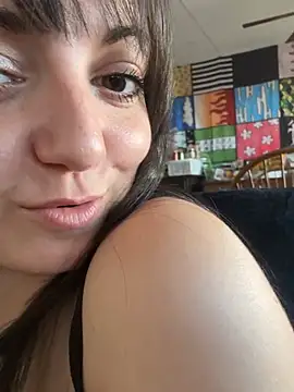 Chat +18 de NevermoreInLove ao vivo