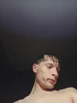 Samuel000000 élő XXX-chatje
