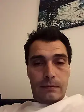 צ'אט XXX בשידור חי  של dolcenick