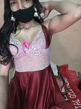 XXX chat uživo modela Transgender_26