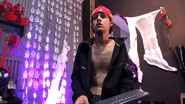 MikeHunteer 即時 XXX 聊天