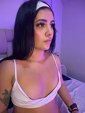 alanna_blaze 现场XXX聊天