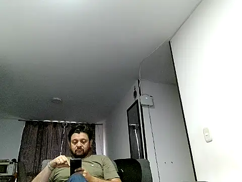 tomtime1 Live XXX-chat