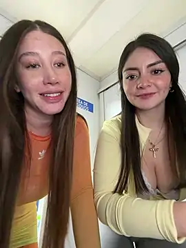 Chat XXX en directo de roouse