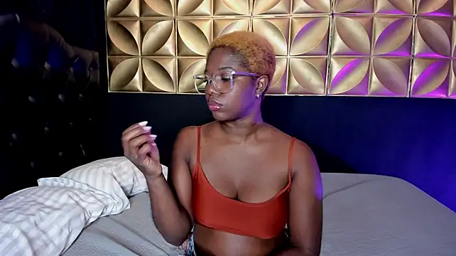 connywellss Chat XXX in diretta