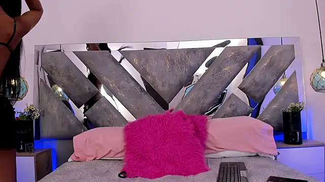 Emma_65 – Naživo XXX chat