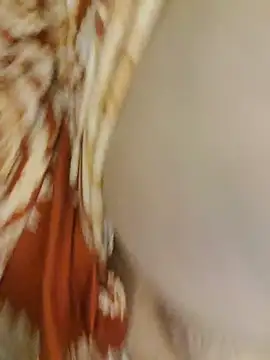ticklesquirt – Naživo XXX chat