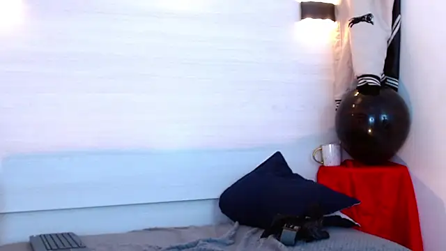 Cris_LaCobra_'s Live XXX Chat