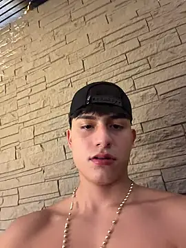Lander_Cruz Chat XXX in diretta