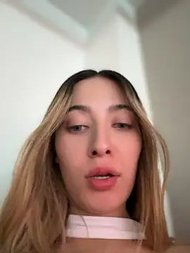 kloe__t18's Live XXX Chat