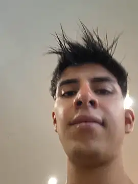 Chat +18 de ZaneHoward ao vivo