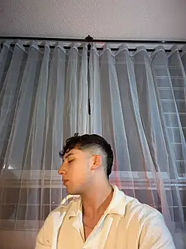 OLIVER_KのライブXXXチャット