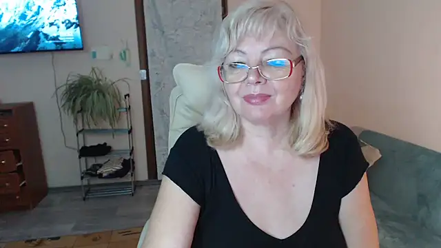 LavandaMay: απευθείας συνομιλία ΧΧΧ