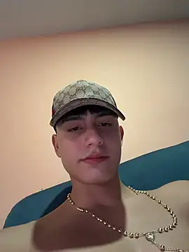 Lander_Cruz élő XXX-chatje
