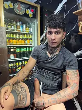_Tomy08calderon Chat XXX in diretta