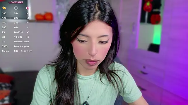 NanakoDollx Chat XXX live