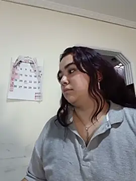 Alicee_Sw Adlı Modelin Canlı XXX Sohbeti