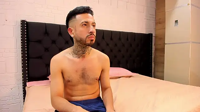Chat +18 de StevenAndLaura ao vivo