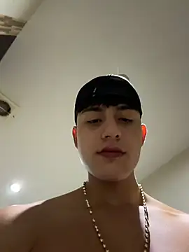 Lander_Cruz Live XXX-Chat