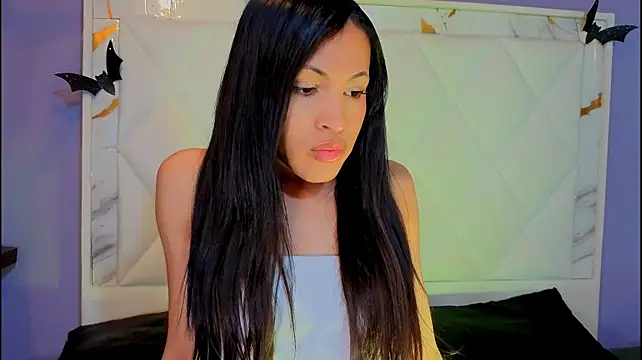clara_evanss' Live XXX Chat