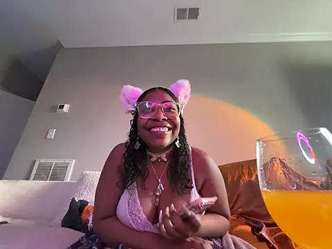 angelthegodis' Live XXX Chat
