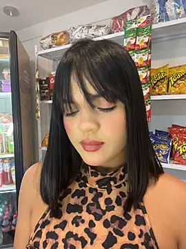 Bella-Ferrer's Live XXX Chat