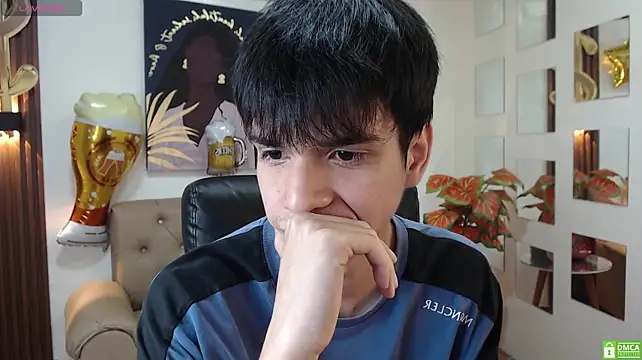 แชท XXX สดของ maxim_rod