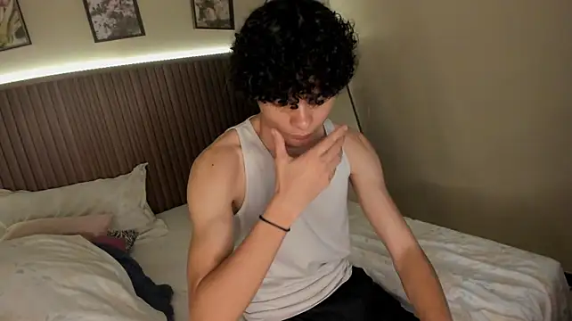 Noah_Gun_ Live XXX-Chat
