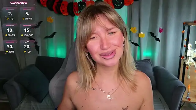 MilaBott 라이브 XXX 채팅