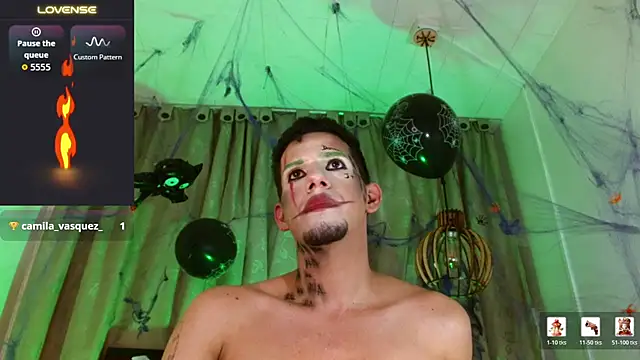 _Dominic_Smith_ élő XXX-chatje