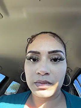הופעת וובקאם של CarmelaAnthony