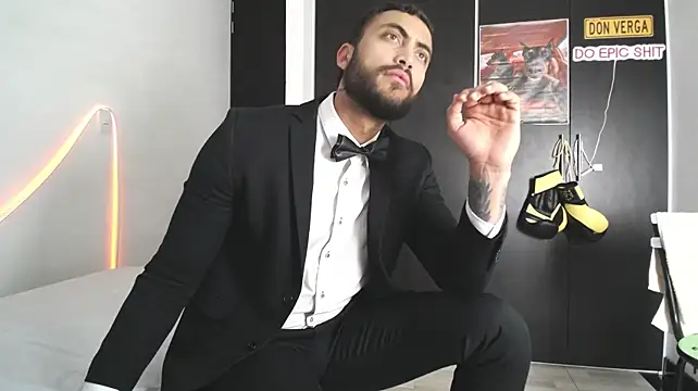 ClayBrown Live XXX-Chat