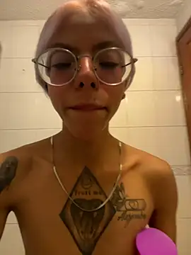 Živý XXX chat Ariaoficial