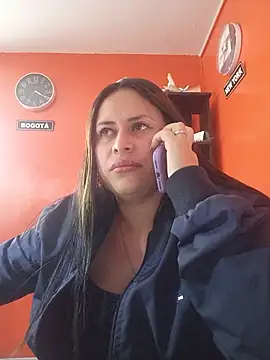 lunisls95 Live XXX-Chat
