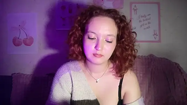 AriaBlush Adlı Modelin Canlı XXX Sohbeti