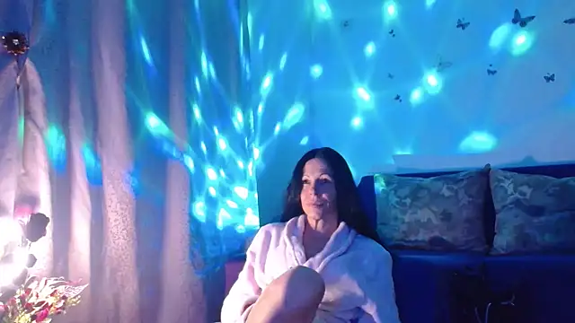 ElysaSun Adlı Modelin Canlı XXX Sohbeti