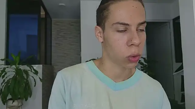grey___27n Live XXX chat