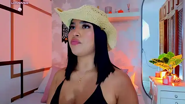 CharlotteGraay's Live XXX Chat