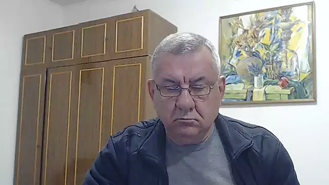 צ'אט XXX בשידור חי של machomale3