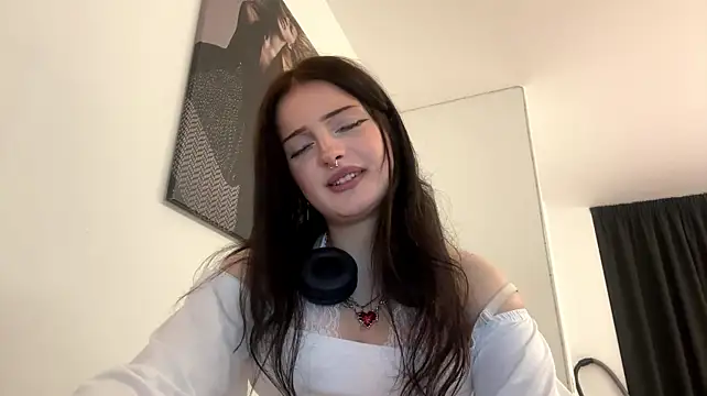 Volume_sound Chat XXX in diretta