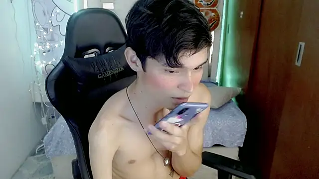 Westboyy_ Live XXX-chat