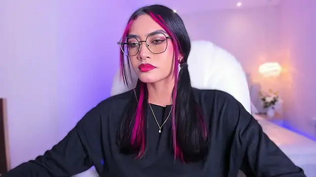 AzuraKindong's Live XXX Chat