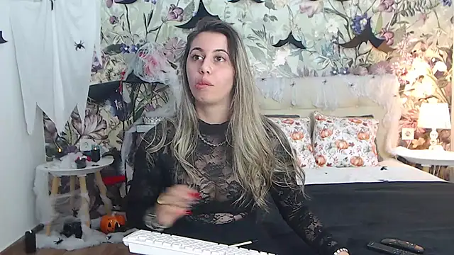 RoseDiamond06 Chat XXX in diretta