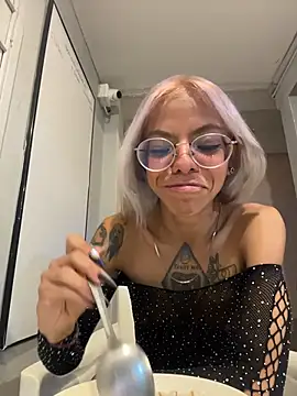 Ariaoficial's Live XXX Chat