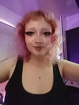 צ'אט XXX בשידור חי של acid_nora