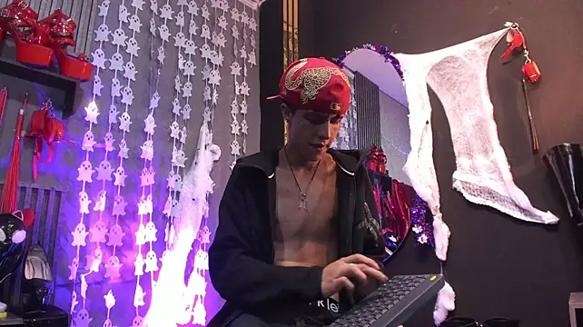โชว์เว็บแคมของ MikeHunteer