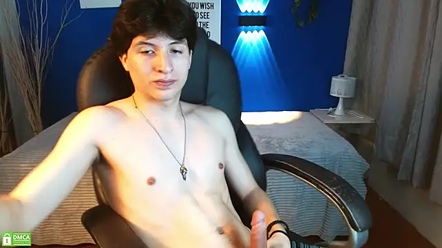 Онлайн чат XXX Marcoviolet