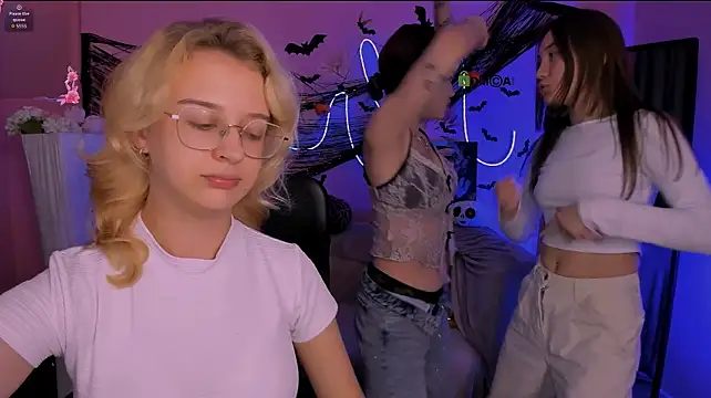 XXX chat uživo modela isabel_wave