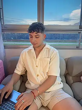 Chat XXX Live OLIVER_K